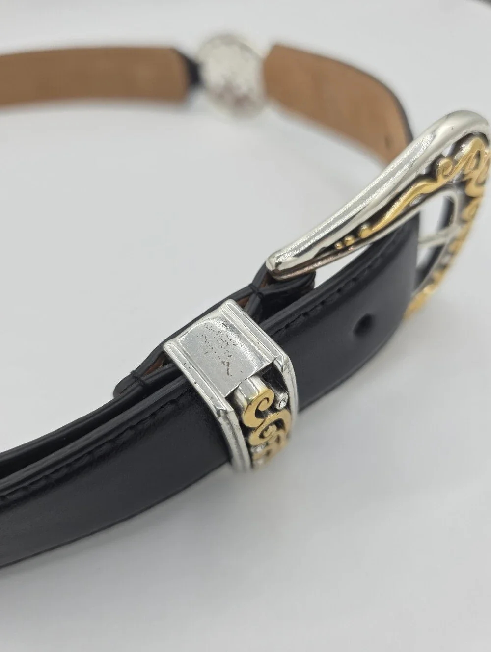 Brighton B60293 Black Leather Belt Retired Two Tone Scroll Buckle Size 38 Mantilla Reversible Belt - Brighton main image 4